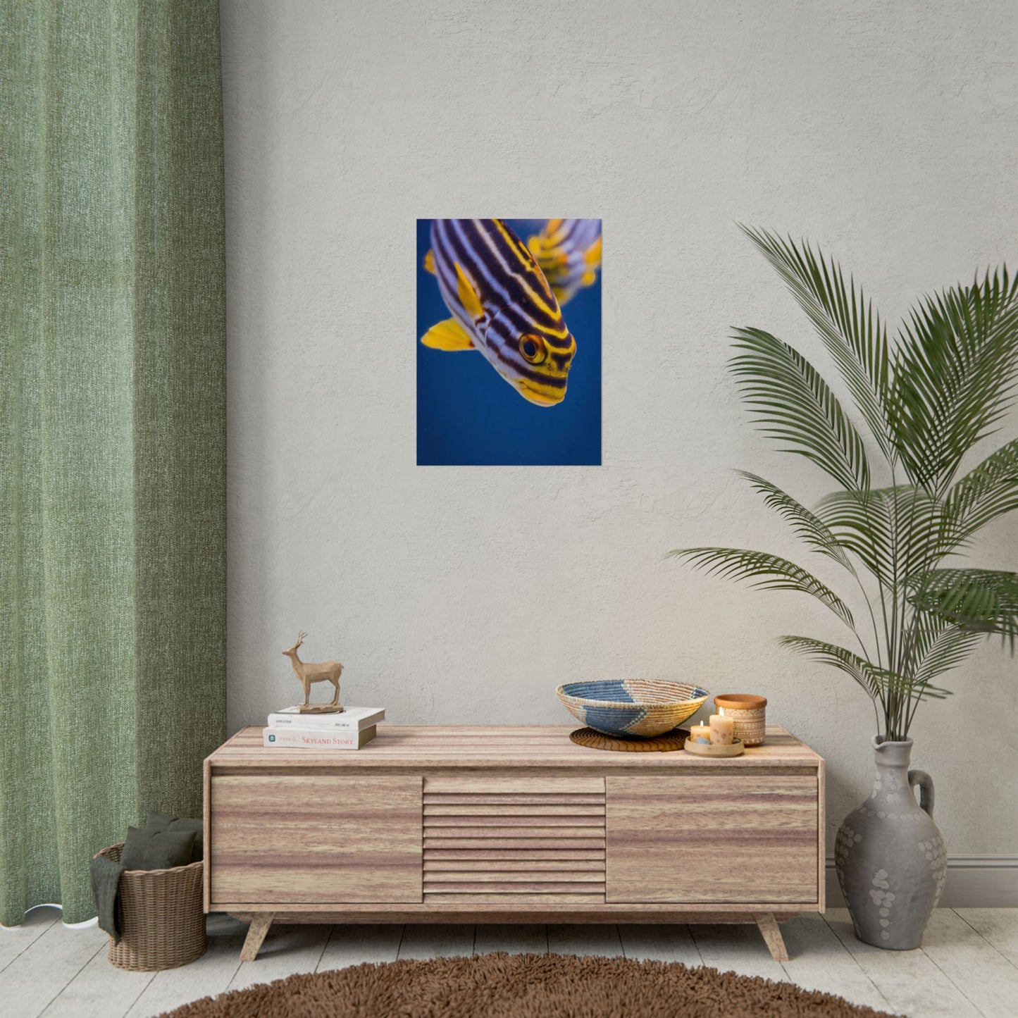 Tropical Sweetlips Fish Poster — Vibrant Marine Wall Art (Rolled Poster)