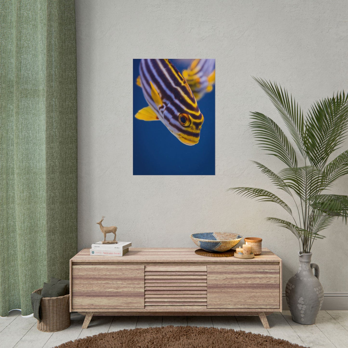 Tropical Sweetlips Fish Poster — Vibrant Marine Wall Art (Rolled Poster)