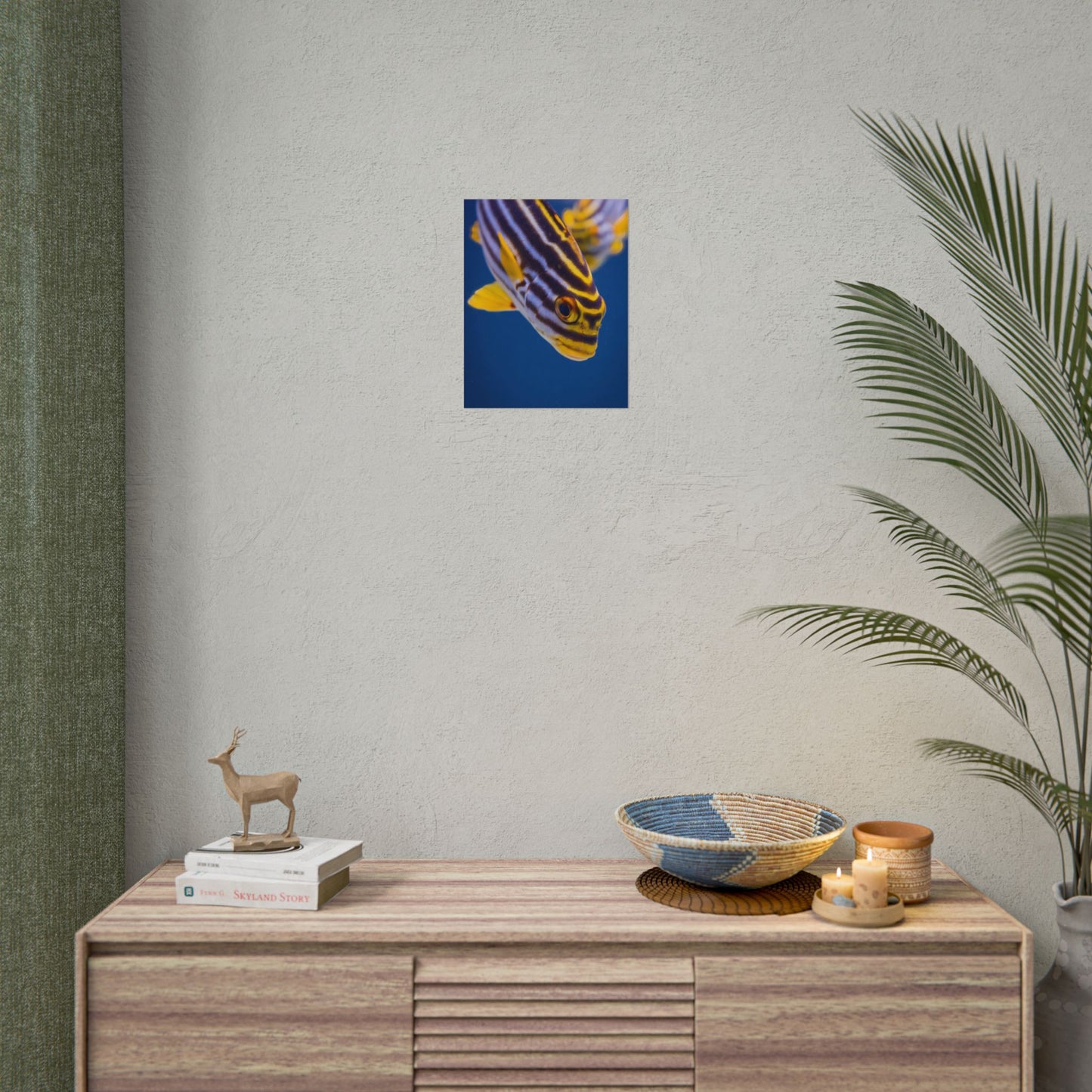 Tropical Sweetlips Fish Poster — Vibrant Marine Wall Art (Rolled Poster)