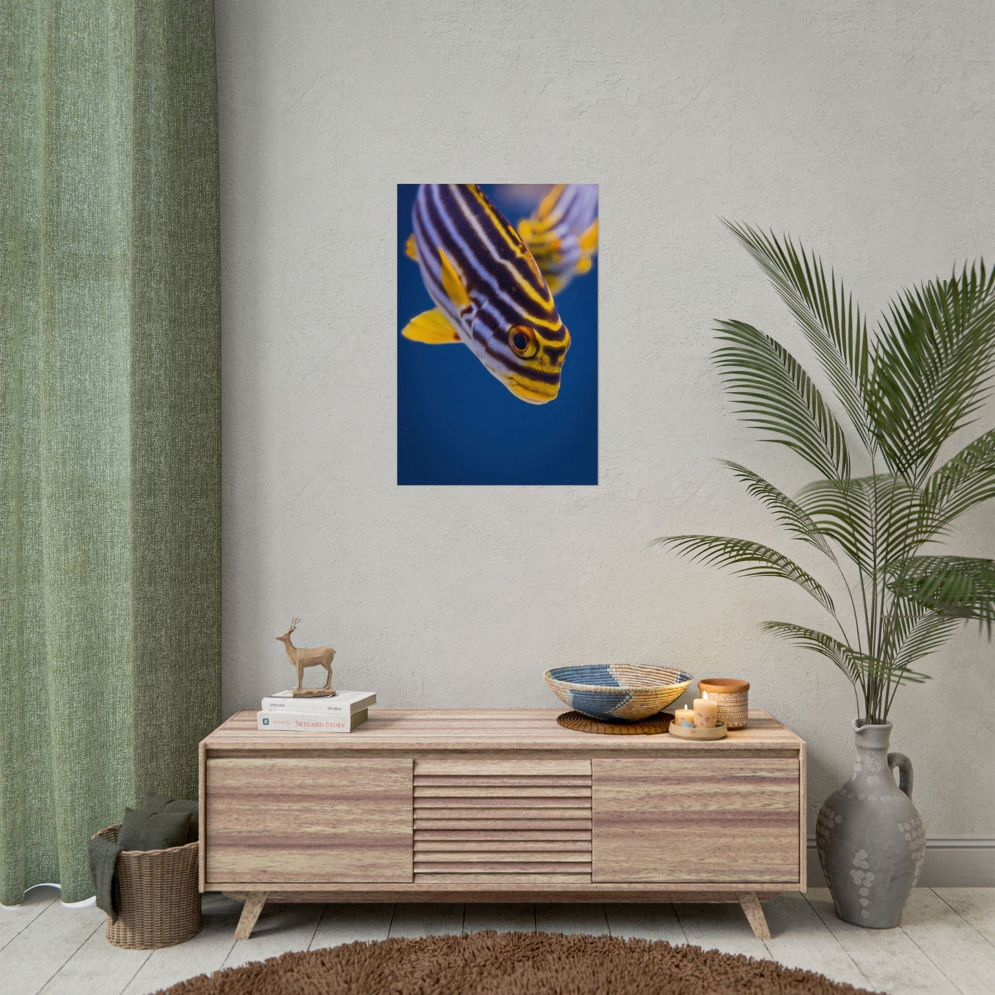 Tropical Sweetlips Fish Poster — Vibrant Marine Wall Art (Rolled Poster)