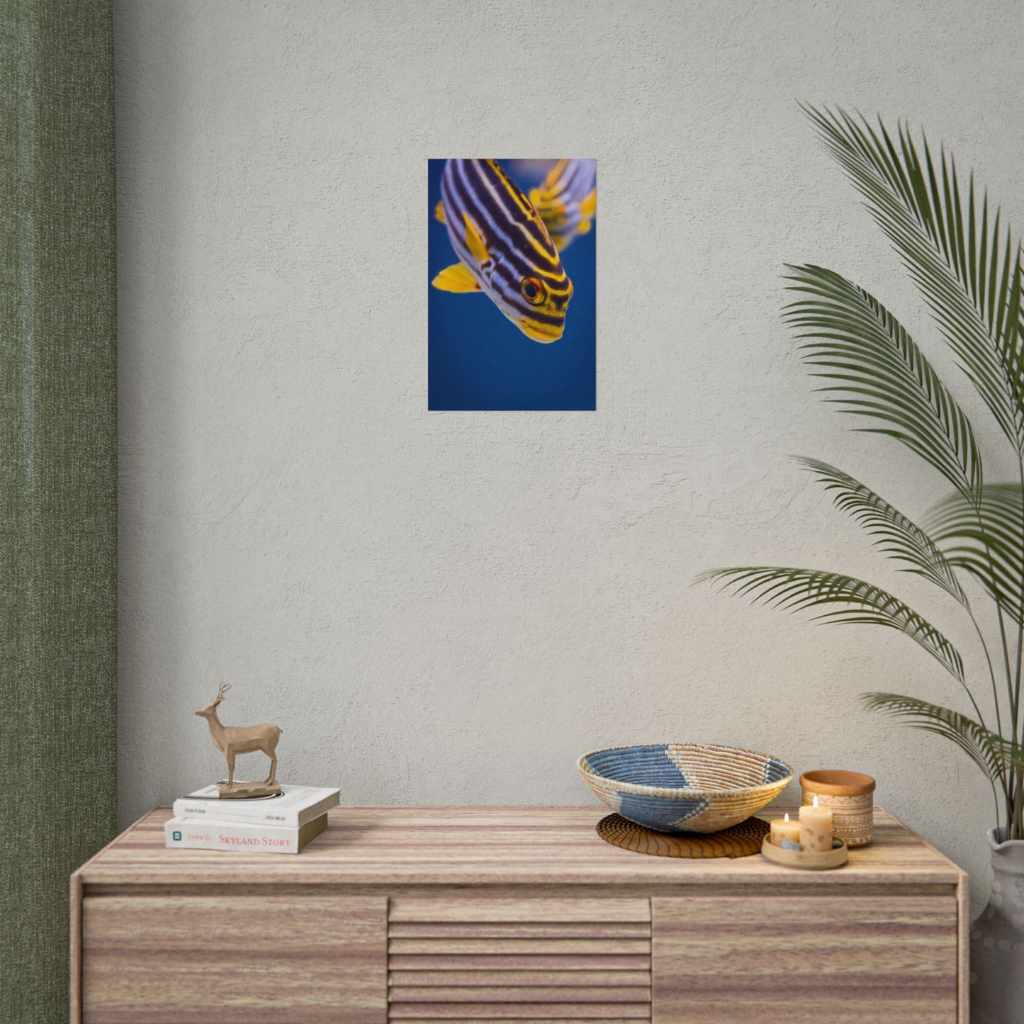 Tropical Sweetlips Fish Poster — Vibrant Marine Wall Art (Rolled Poster)