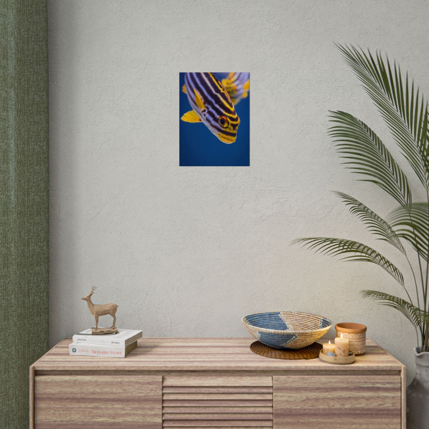 Tropical Sweetlips Fish Poster — Vibrant Marine Wall Art (Rolled Poster)