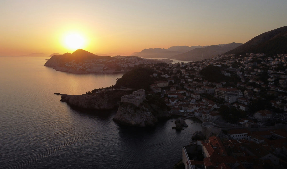 Dubrovnik coastal photograph used in the Canvas and Poster website hero